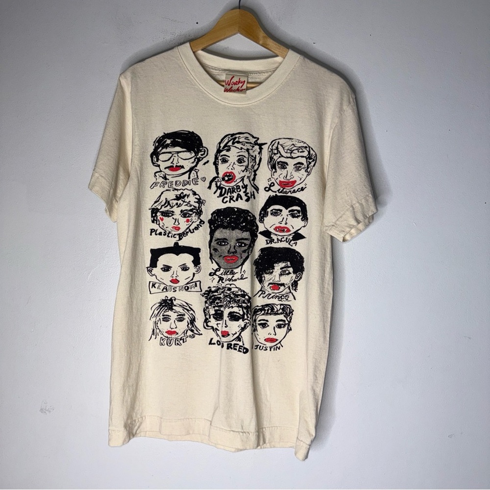 wacky wacko Cream Short Sleeve T-shirt Art‎ Tee Size Small